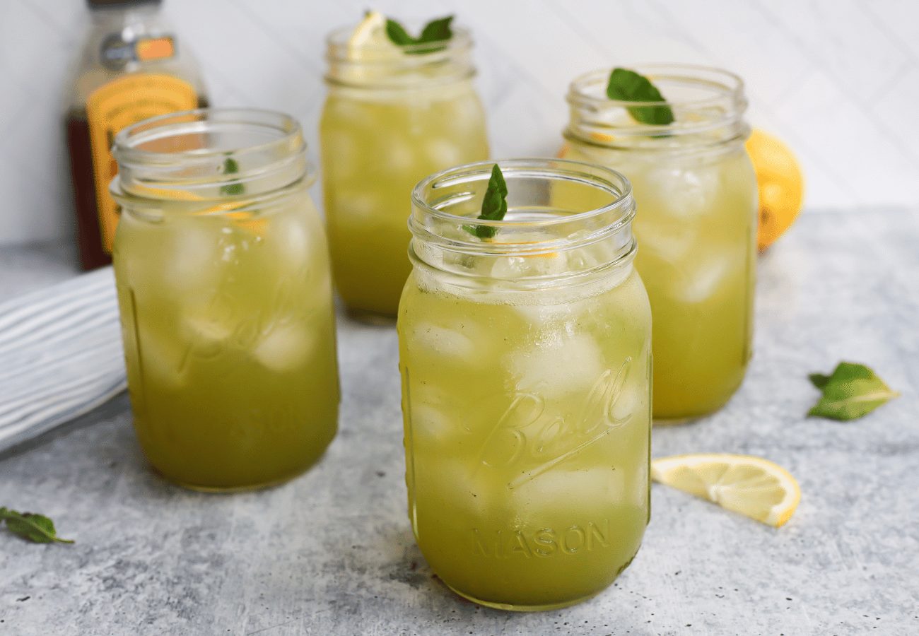 Herbal Lemonade with Mint and Basil